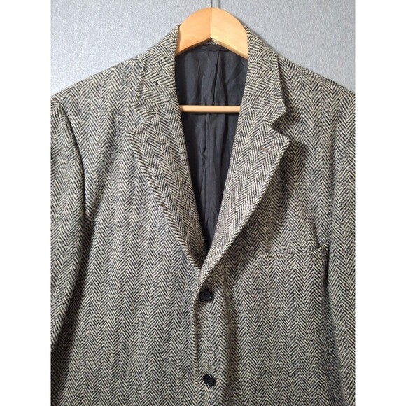 Harris Tweed 45 Long Scottish Wool 2 Button Gray Herringbone Sport Coat Blazer - Picture 2 of 13